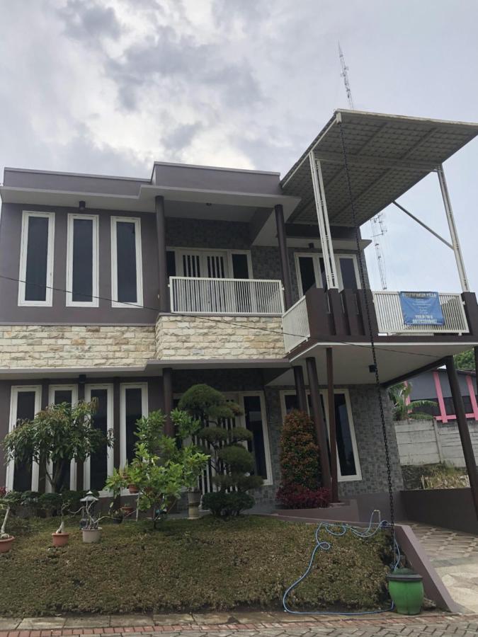 Villa Kusuma Hill A8 Batu  Bagian luar foto