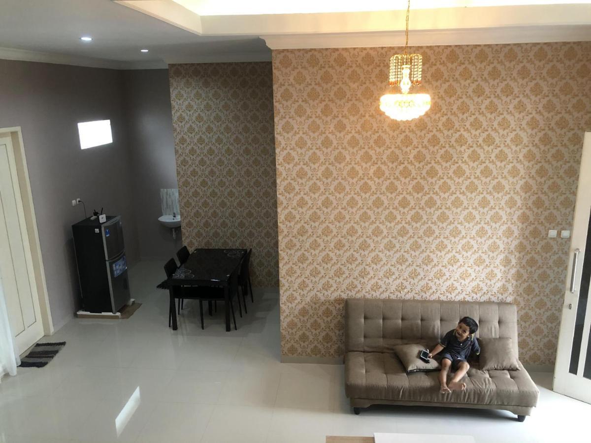 Villa Kusuma Hill A8 Batu  Bagian luar foto