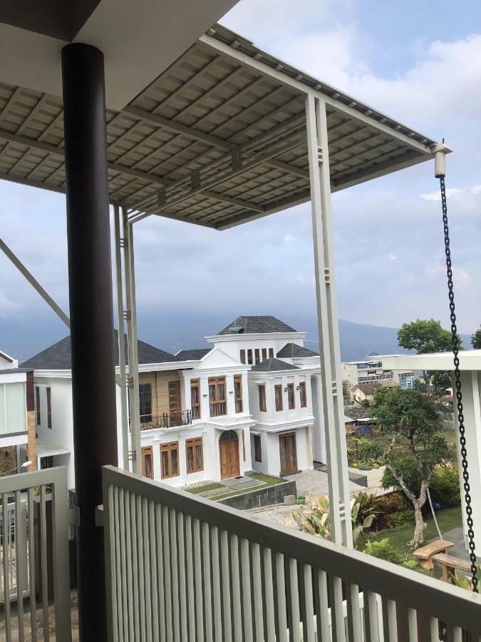 Villa Kusuma Hill A8 Batu  Bagian luar foto
