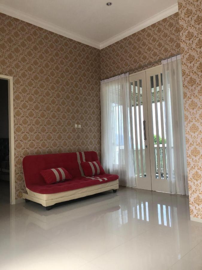 Villa Kusuma Hill A8 Batu  Bagian luar foto